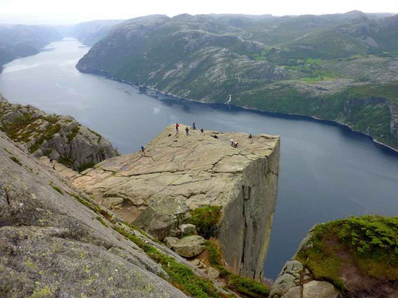 preikestolen pulpit rock.jpg